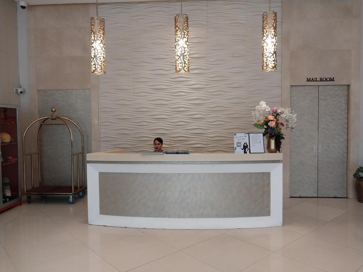 Alps At 150 Newport Blvd Near T3 Apartment Manila