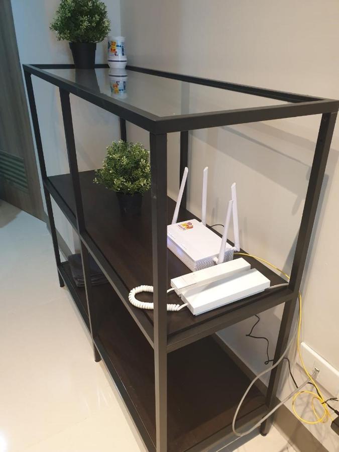 Apartment Brandnew European Design Flat In Moa Pasay Complex *