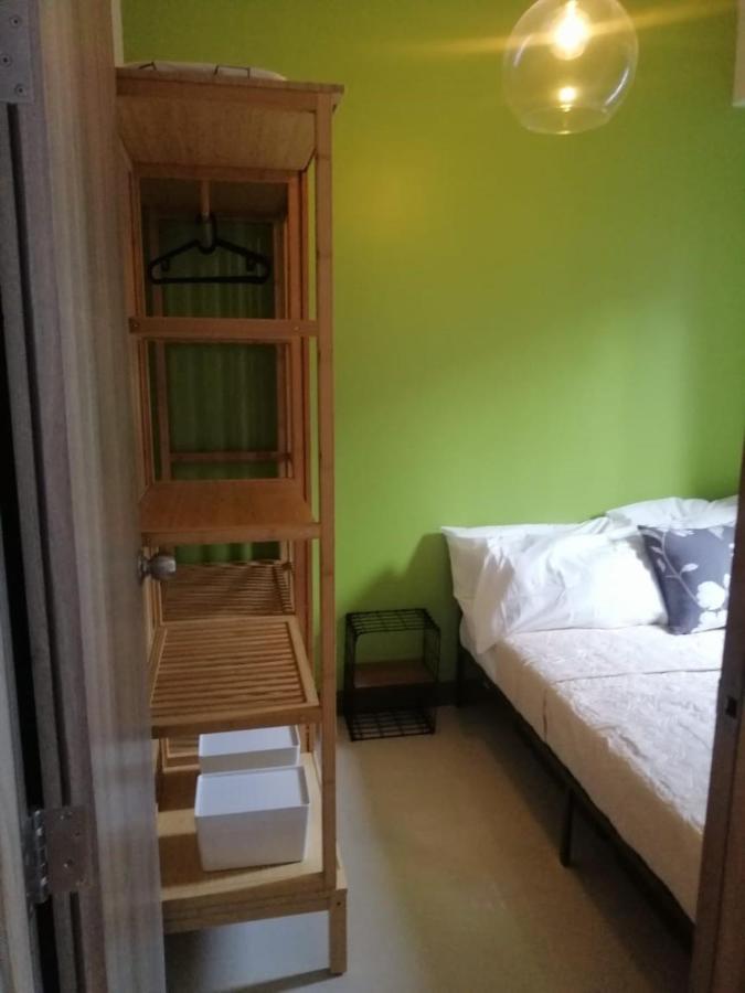 Apartment Brandnew European Design Flat In Moa Pasay Complex *