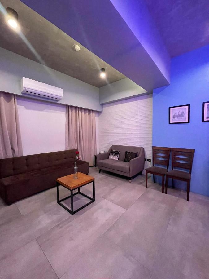 Spacious 1Bedroom Good For 2Pax Free Stay Up To 6Pax 22088 Apartment Manila