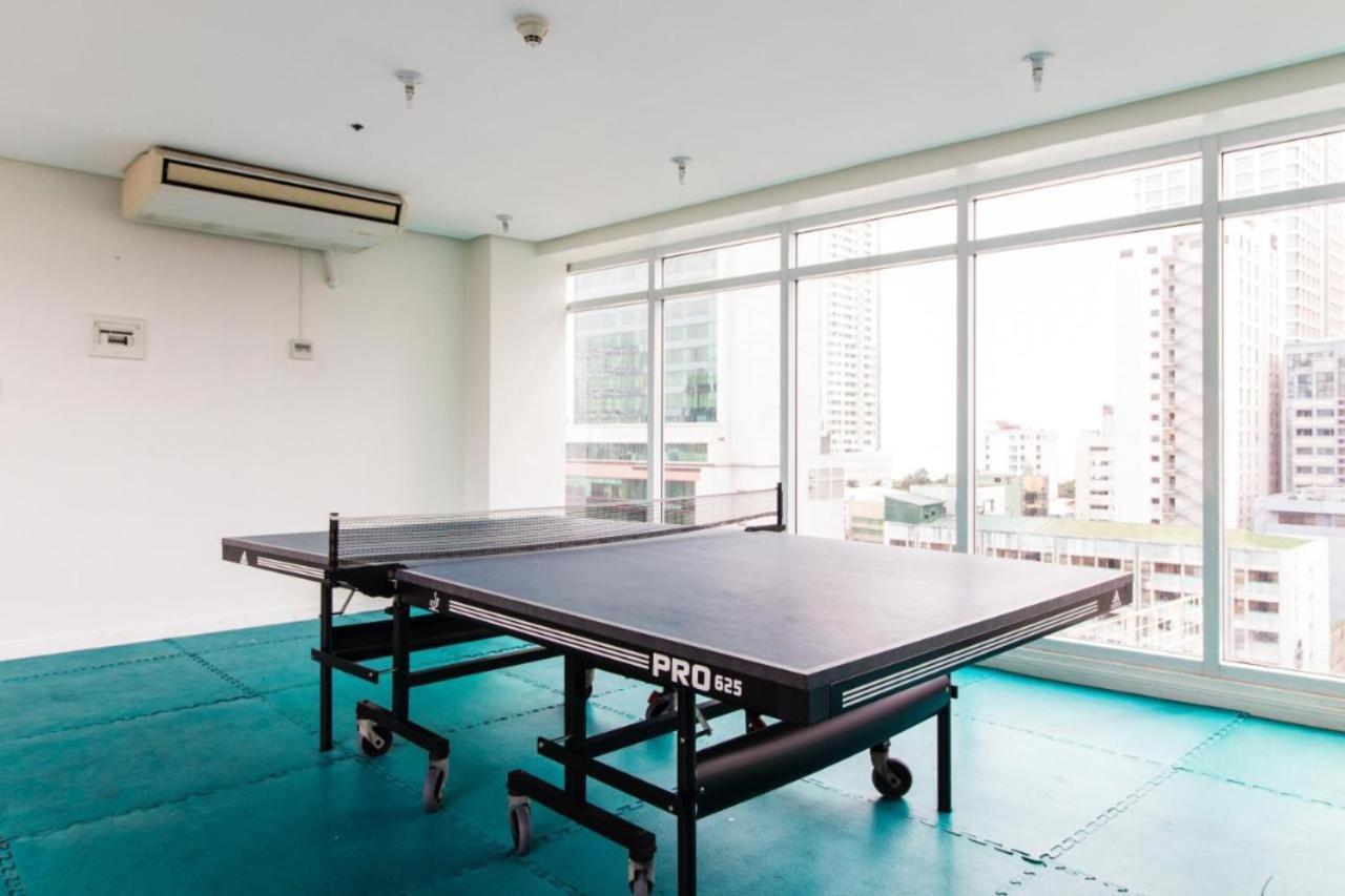 60 Percent Off Deluxe Ocean View Free Pool And Free Sauna Access Included Perfect Location Near Us Embassy, Naia, Makati, Bgc, Mall Of Asia, And Chinatown Dont Miss Out Book Now And Save Updated Price 2025 Manila