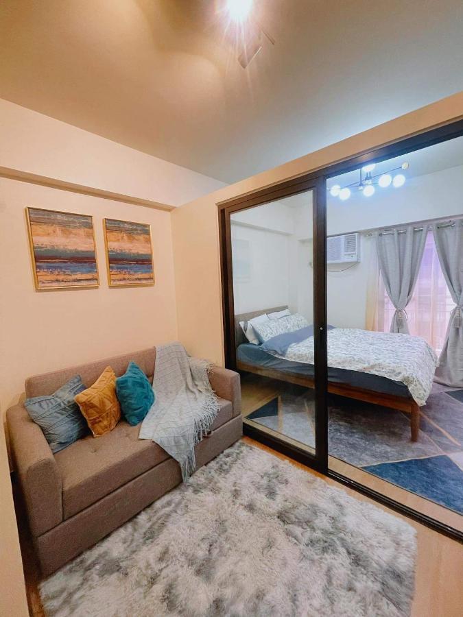 Apartment Brand New For Travelers In Paranaque Near Airport *