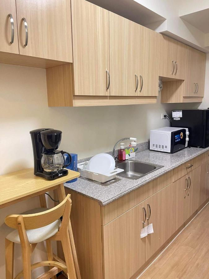 Brand New For Travelers In Paranaque Near Airport Apartment