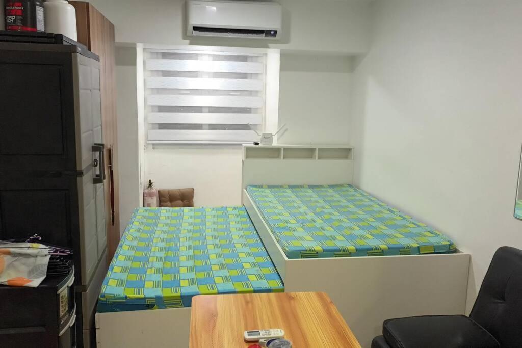 Unit In Downtown Apartment
