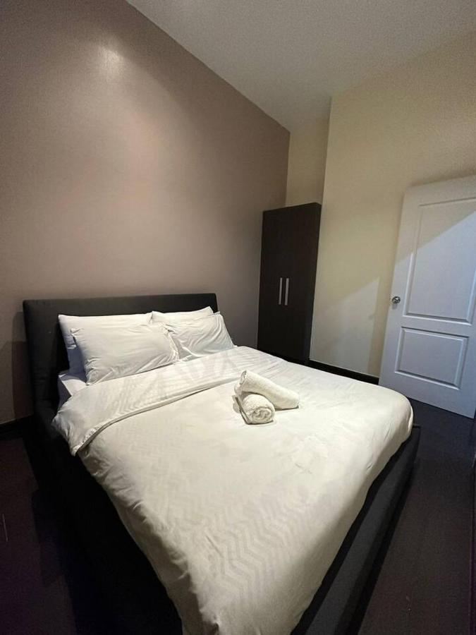 Homestyle Rare Find Corner Penthouse In The Gramercy Residences * Manila