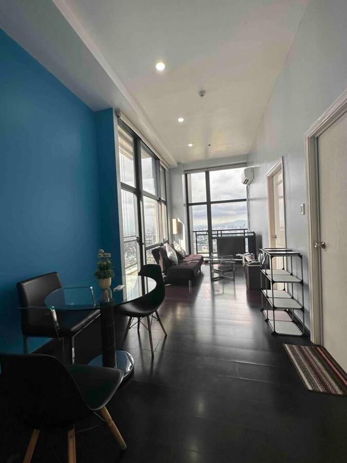 Homestyle Rare Find Corner Penthouse In The Gramercy Residences * Manila