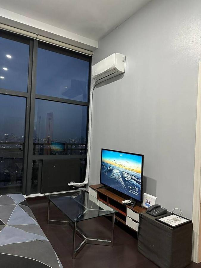 Homestyle Rare Find Corner Penthouse In The Gramercy Residences Apartment Manila