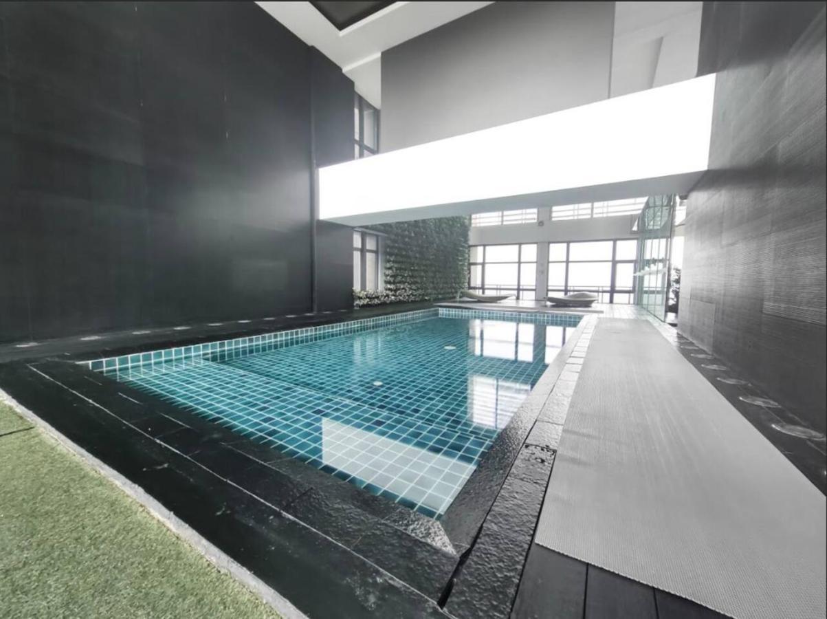 Homestyle Rare Find Corner Penthouse In The Gramercy Residences Manila
