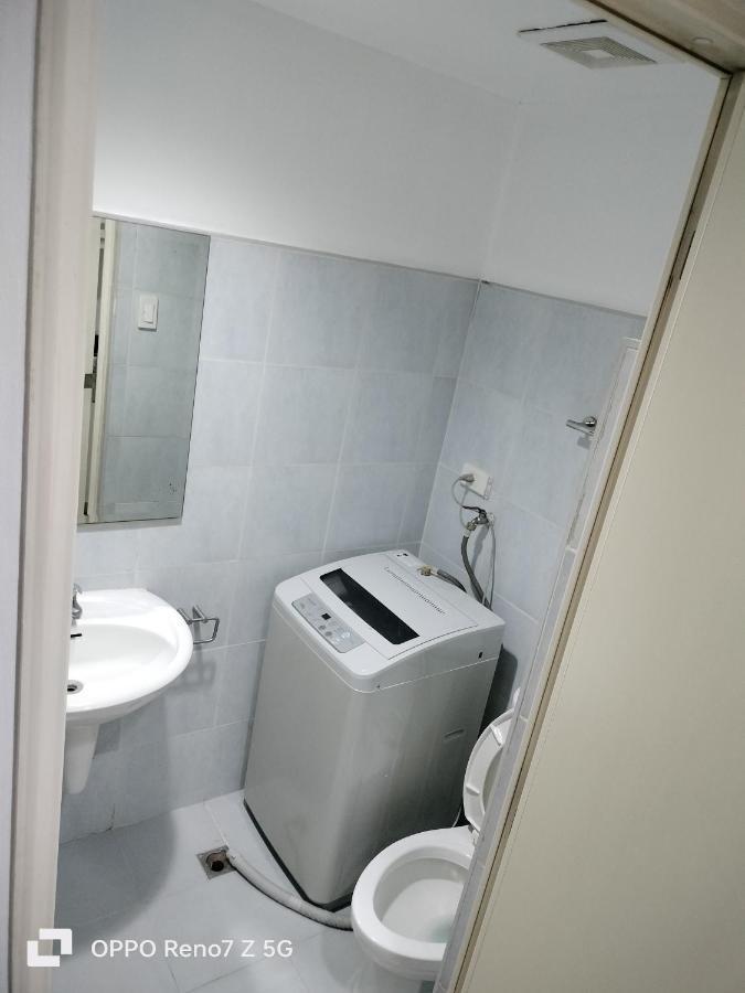 Glenda Place Aurum At Sea Residences Manila