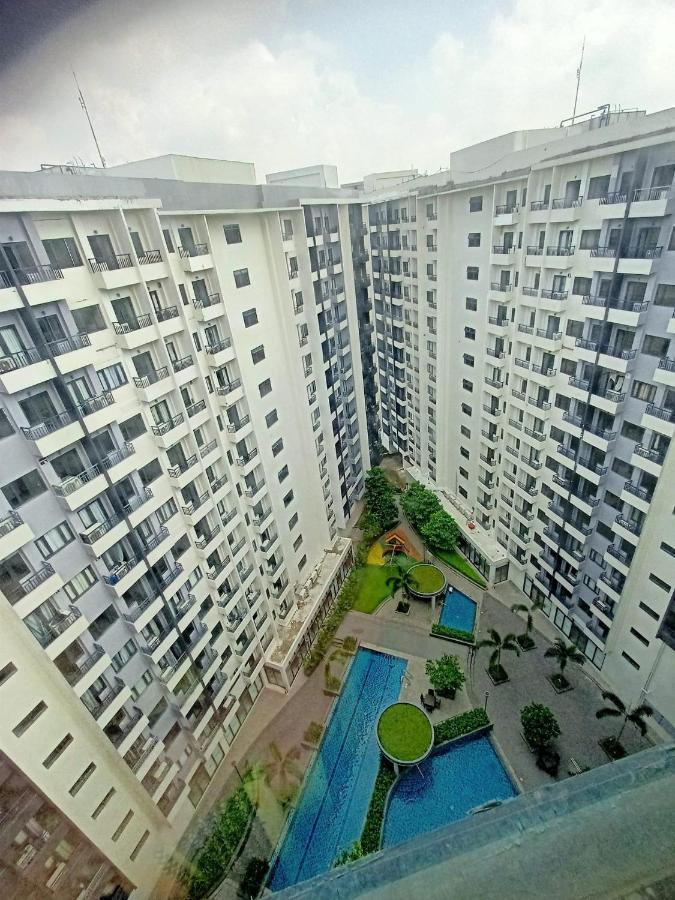 Spring Residences Affordable Condotel Bicutan Paranaque Near Naia Airport Apartment *