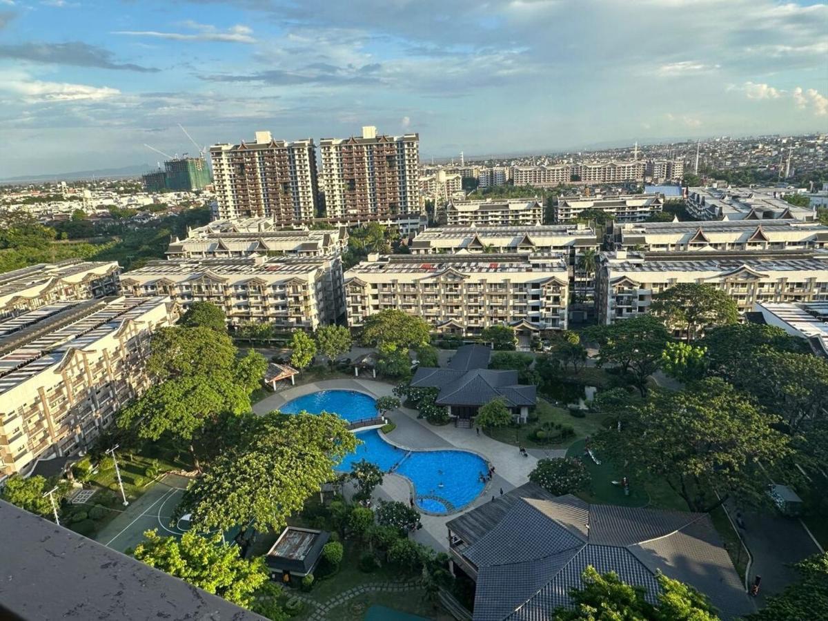 In Taguig, 2br Condo, Acacia Estates, Bgc, Apartment Manila