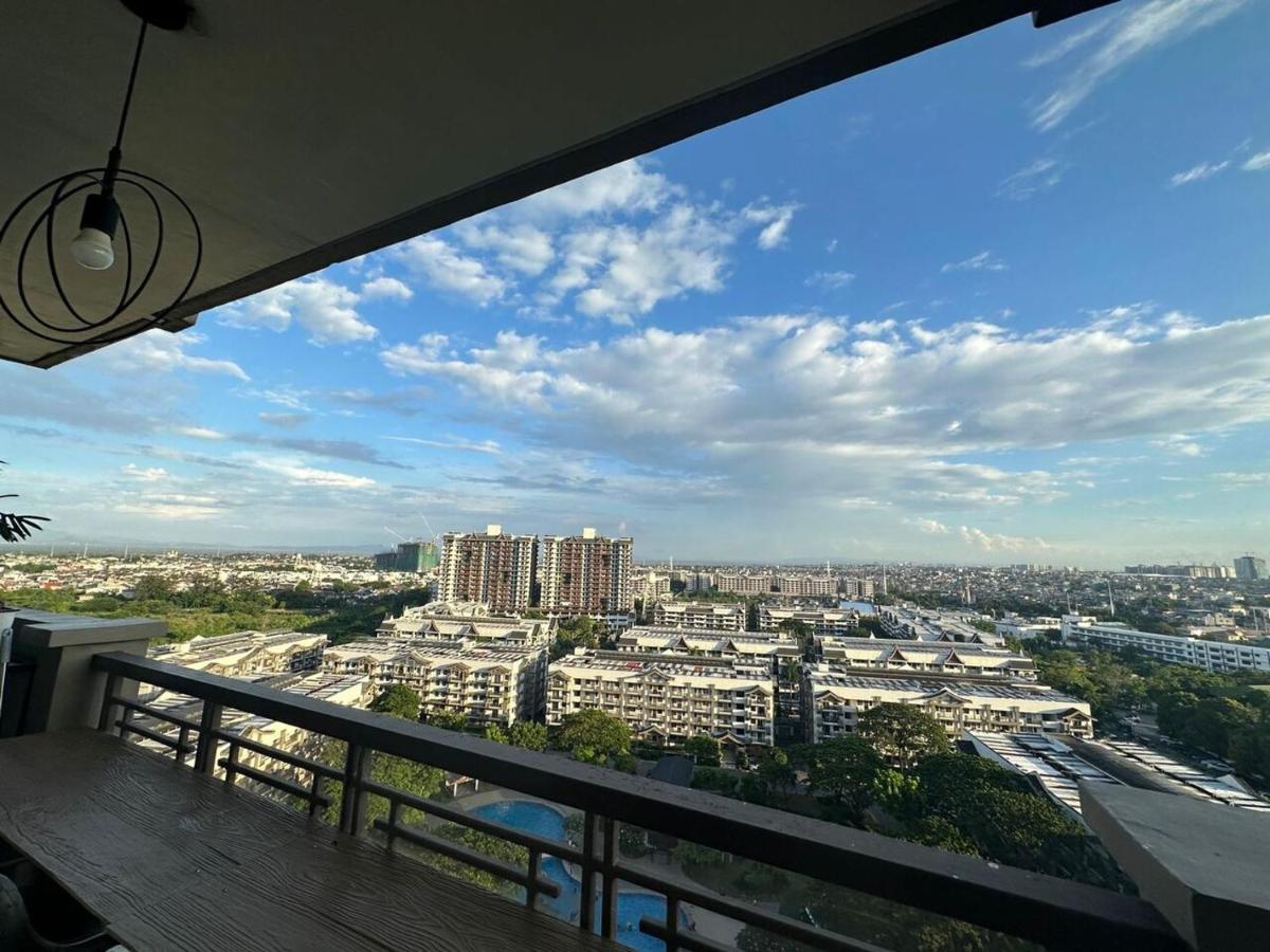 In Taguig, 2br Condo, Acacia Estates, Bgc,
