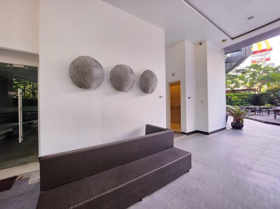 Bgc Avant At The Cosy And Vibrant 2br Near Burgos Circle Apartment