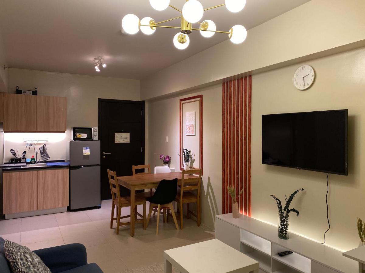 Apartment Elegant Bgc With View *