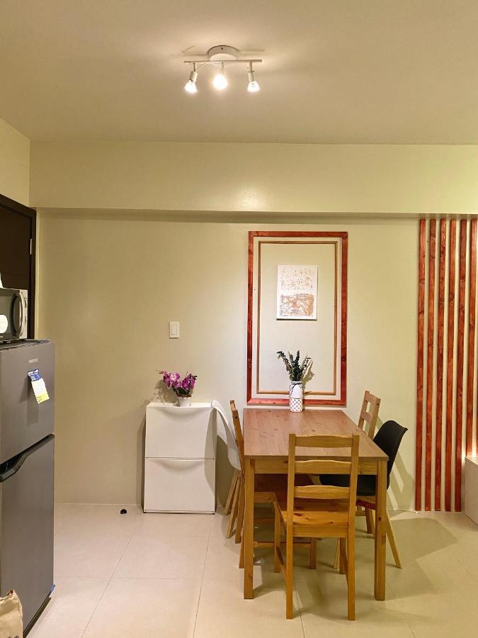 Elegant Bgc With View Apartment Manila