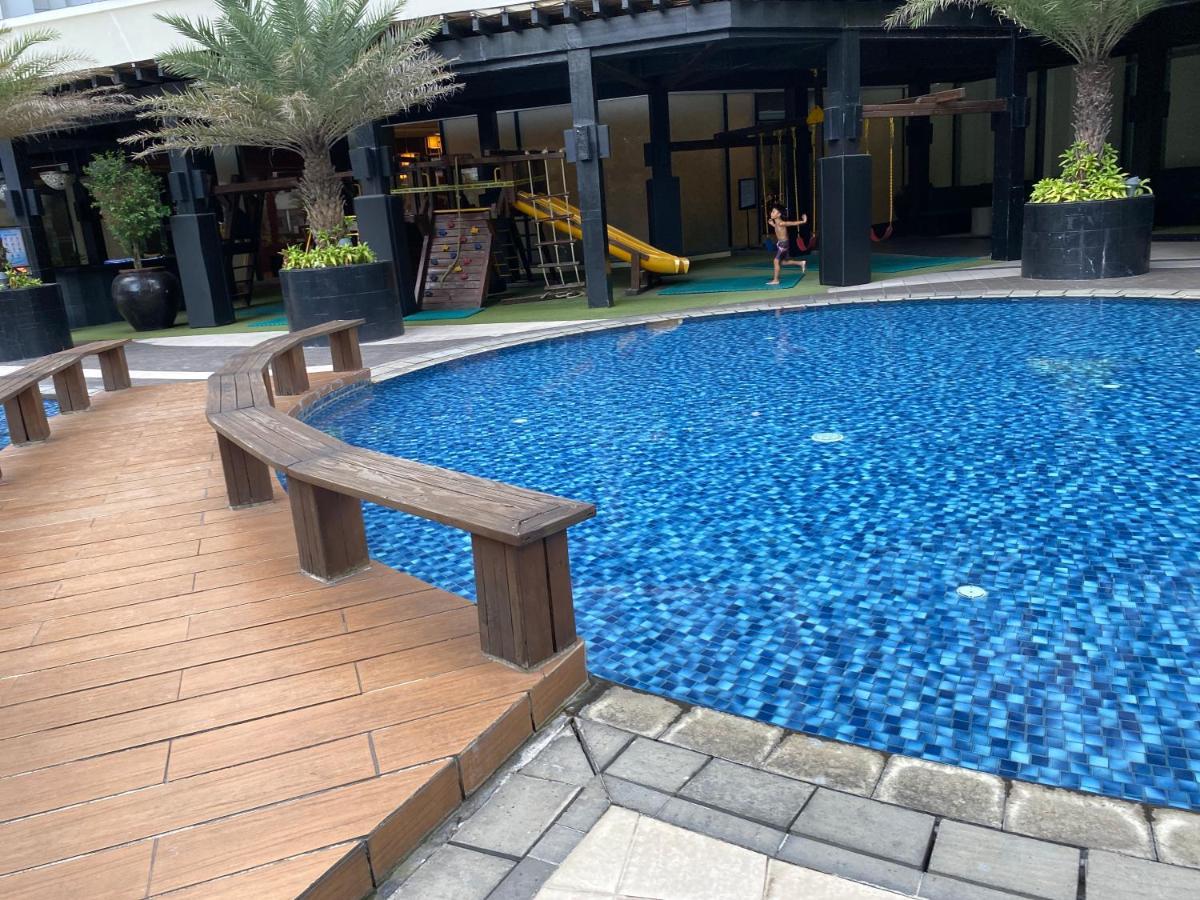Penthouse Perfection Air Makati Apartment Manila