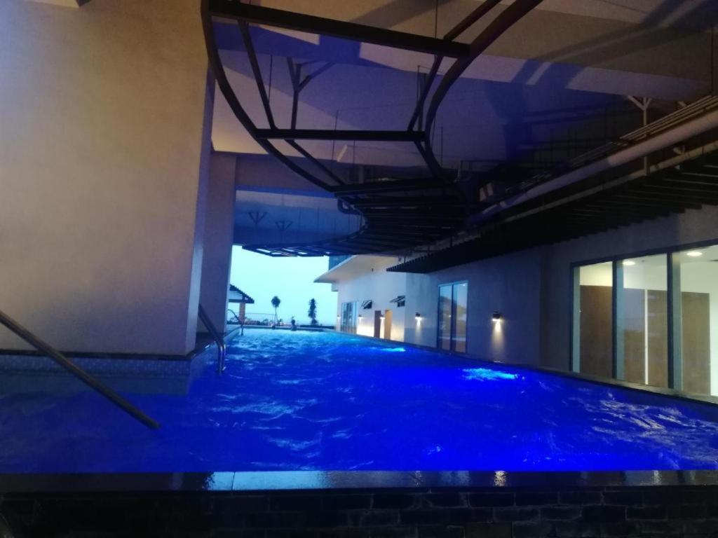 Aparthotel Grand Riviera Condotel Manila