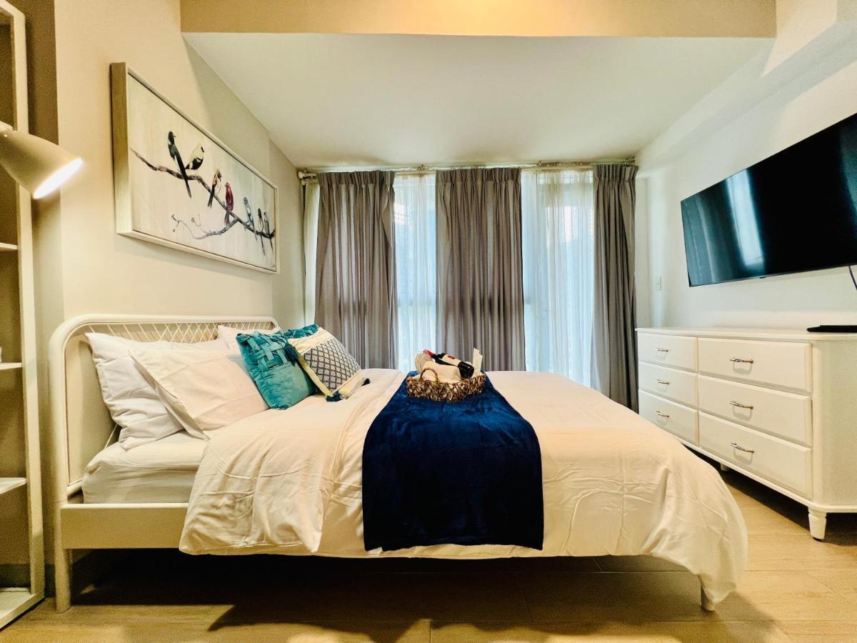 Apartment Bgc Luxury - Balcony, Pool, Wi-fi, View - 8 Manila