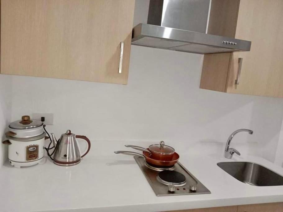 Feby Staycation Apartment