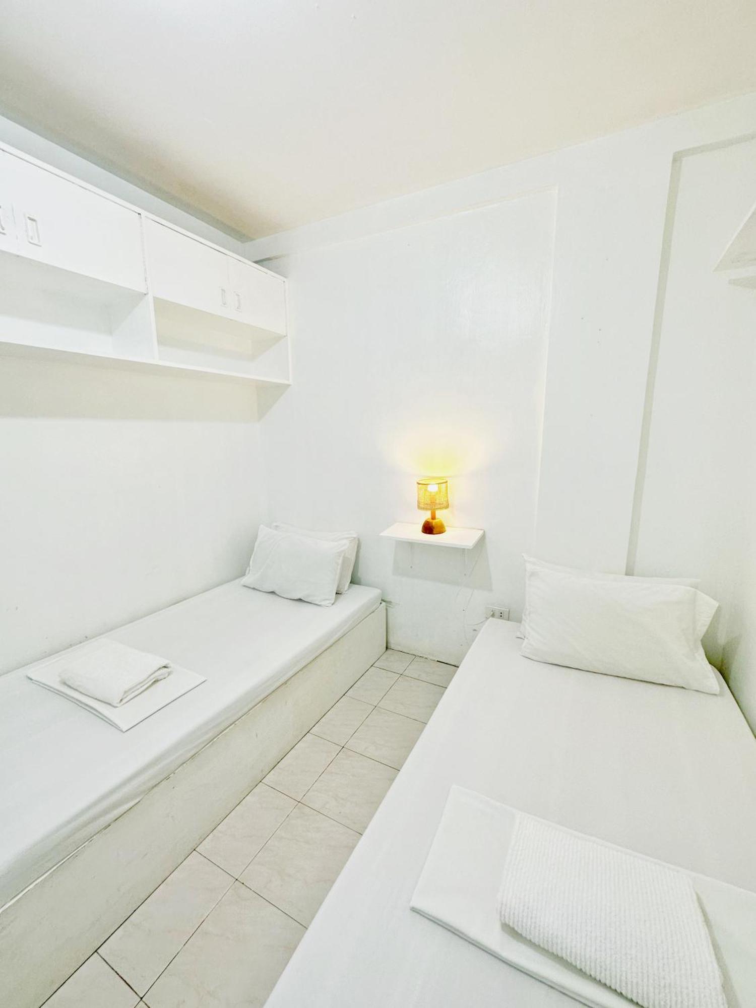 Backpackers Nomadsmnl - Near Airport * Manila