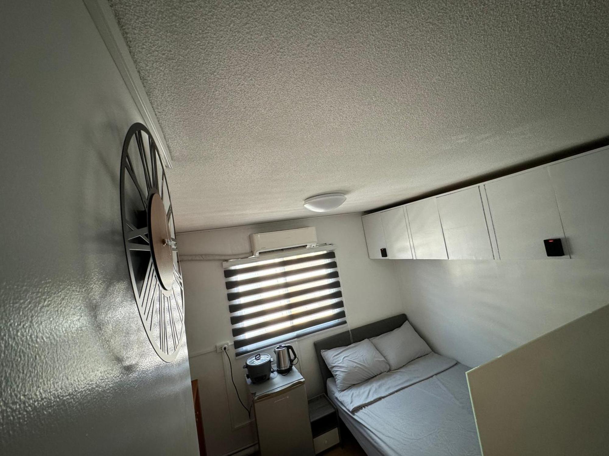 In Pasig - One Oasis Staycation Apartment *