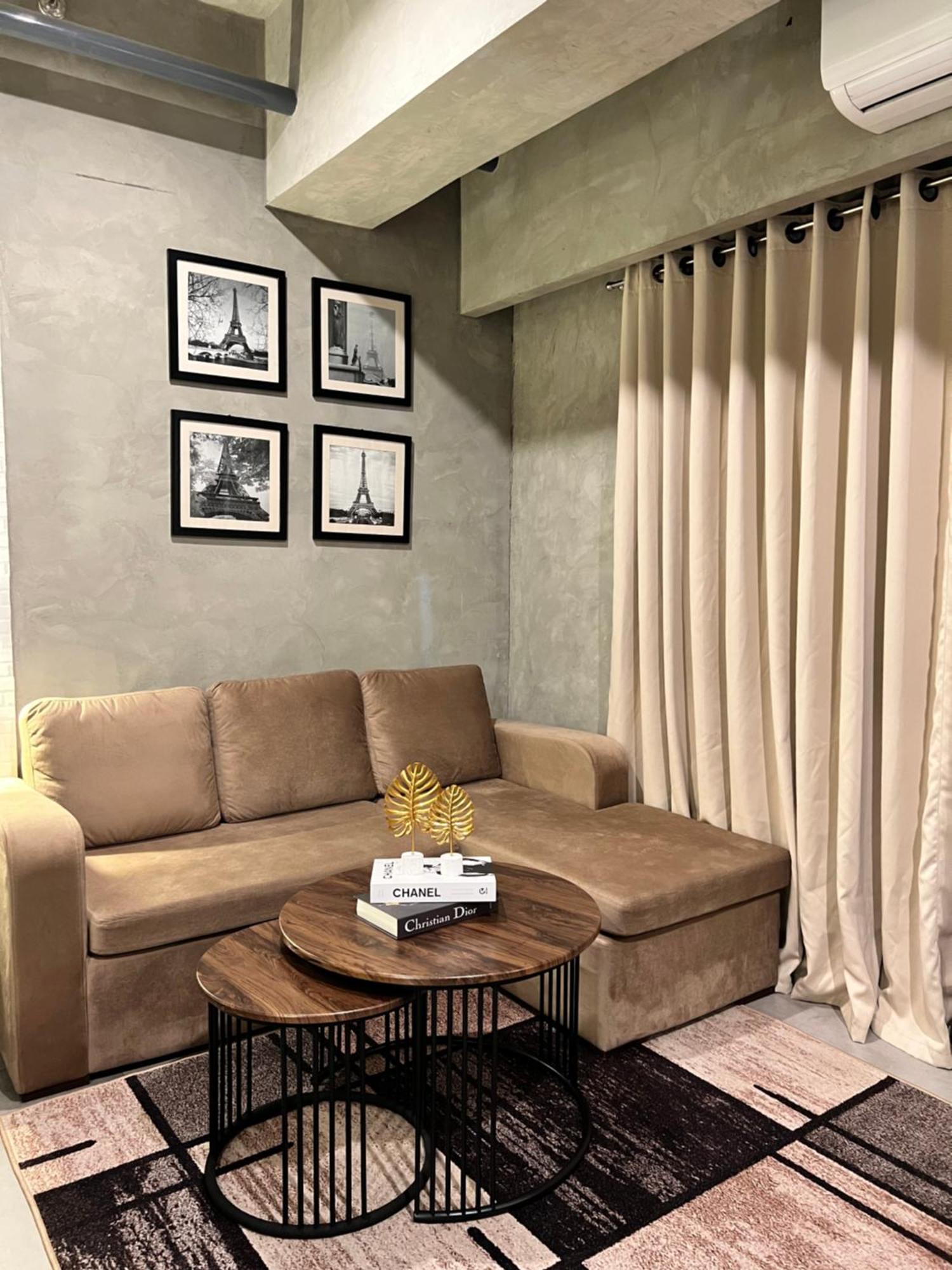 Cozy Spacious Hotel Type Condo With Ps5 Smart Tv And Wifi * Manila
