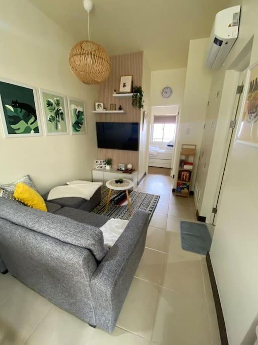 Apartment 2br Penthouse In Brixton Place With Breathtaking View Of Bgc *