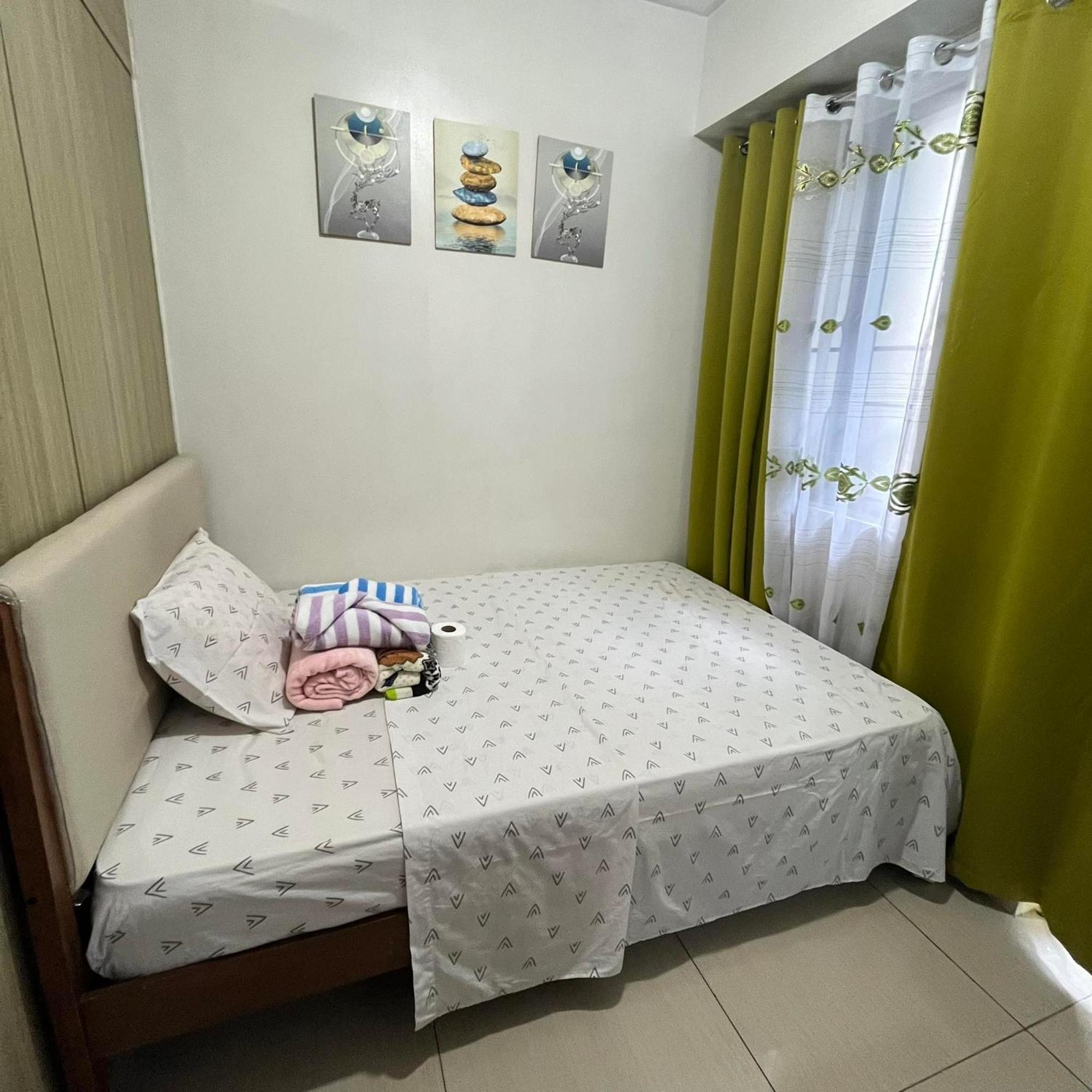 Shell/shore Residences Apartment