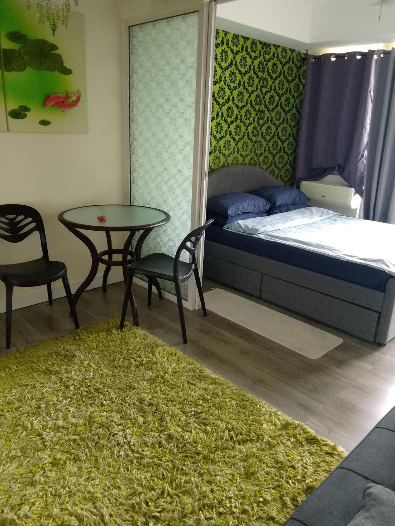 1bedroom With Balcony Apartment Manila