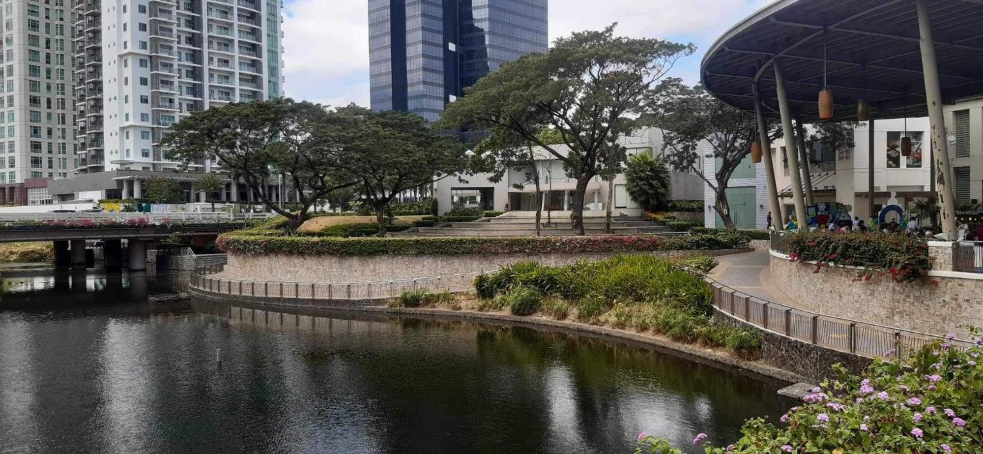 Lucky Eight Manila