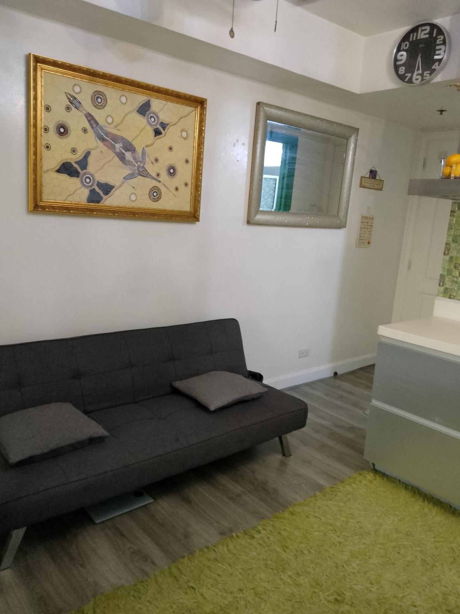 1bedroom With Balcony Apartment