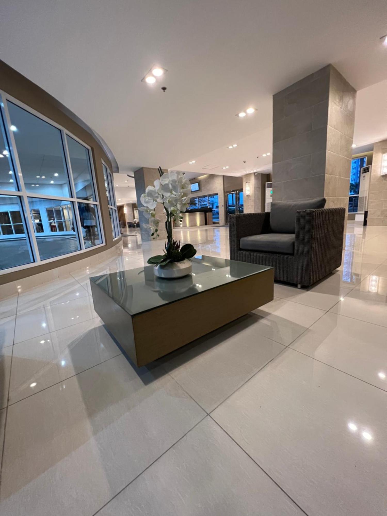 Apartment Sea Residences Mall Of Christian And Jona Manila