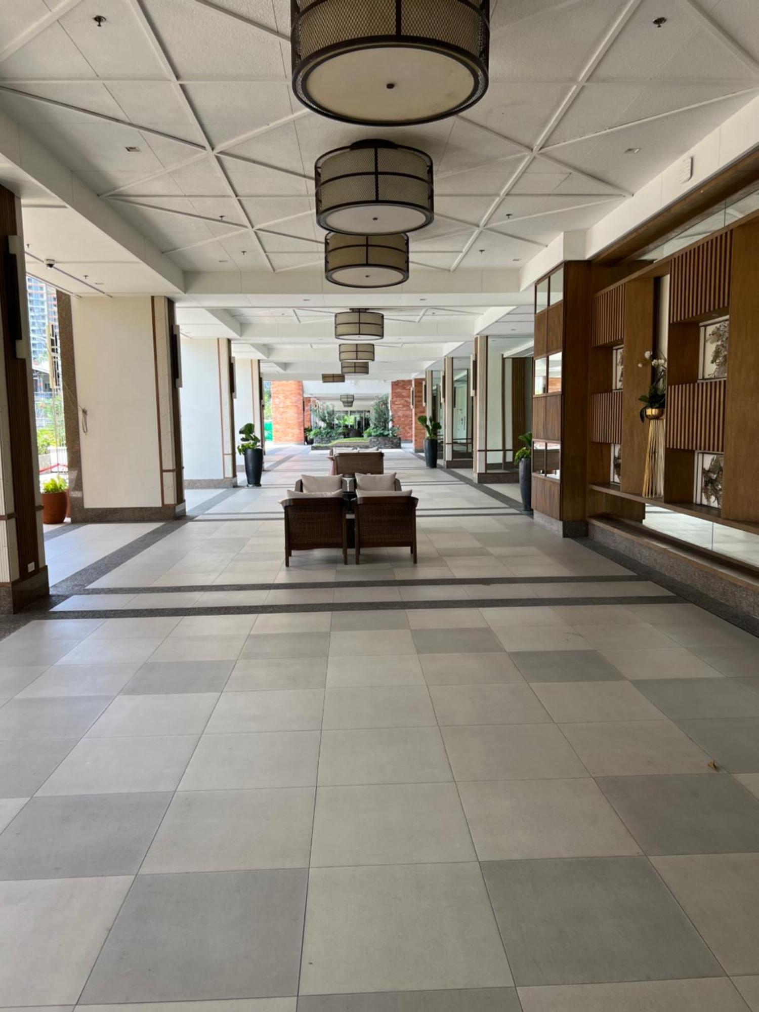 Apartment Near Bgc Makati Ortigas 1br Wi-fi Netflix Balcony Manila