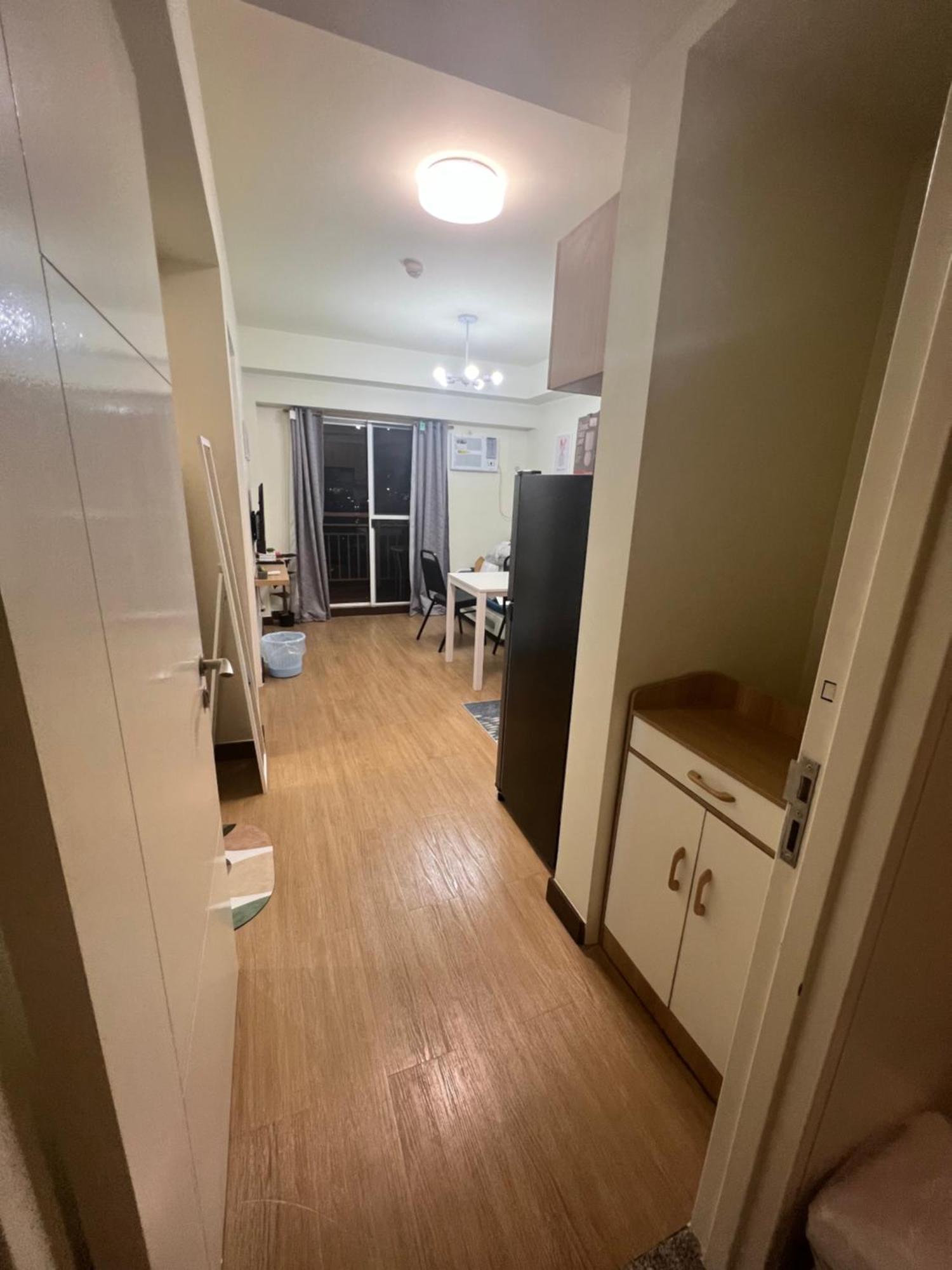 Apartment Near Bgc Makati Ortigas 1br Wi-fi Netflix Balcony Manila