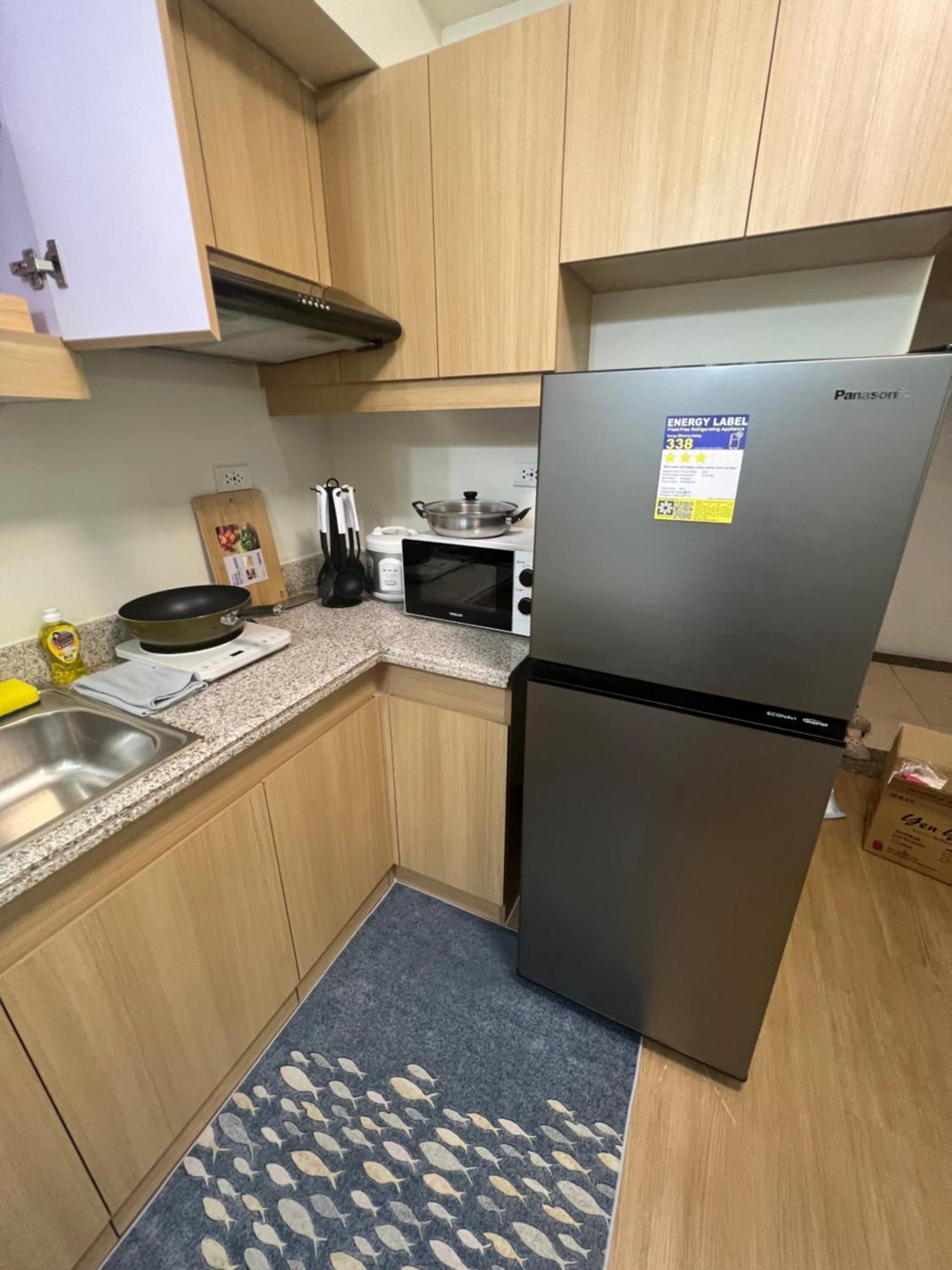 Near Bgc Makati Ortigas 1br Wi-fi Netflix Balcony *