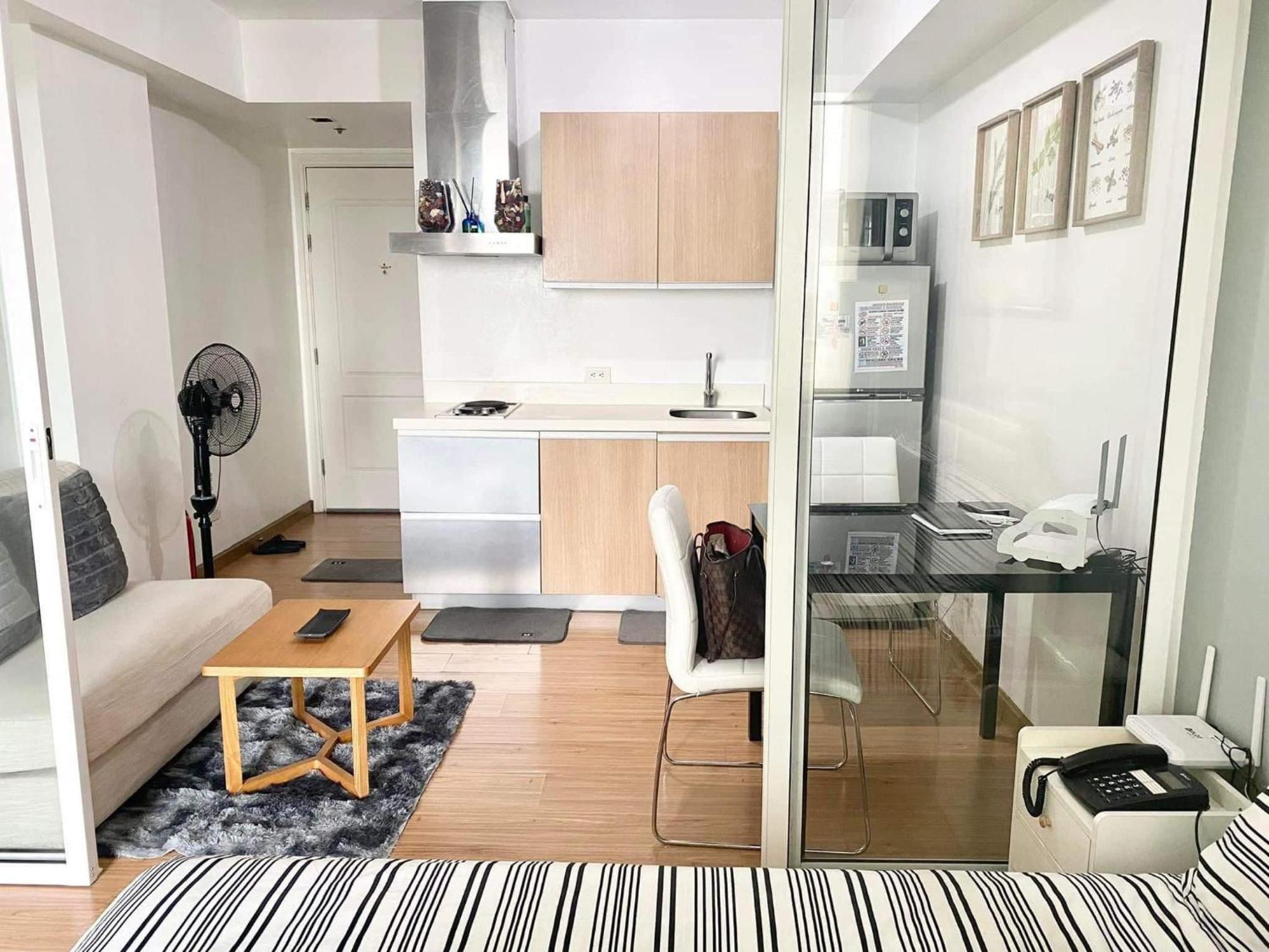 Mel's Staycation Manila