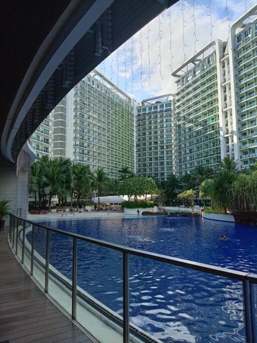 Affordable Staycation In Azure Apartment Manila