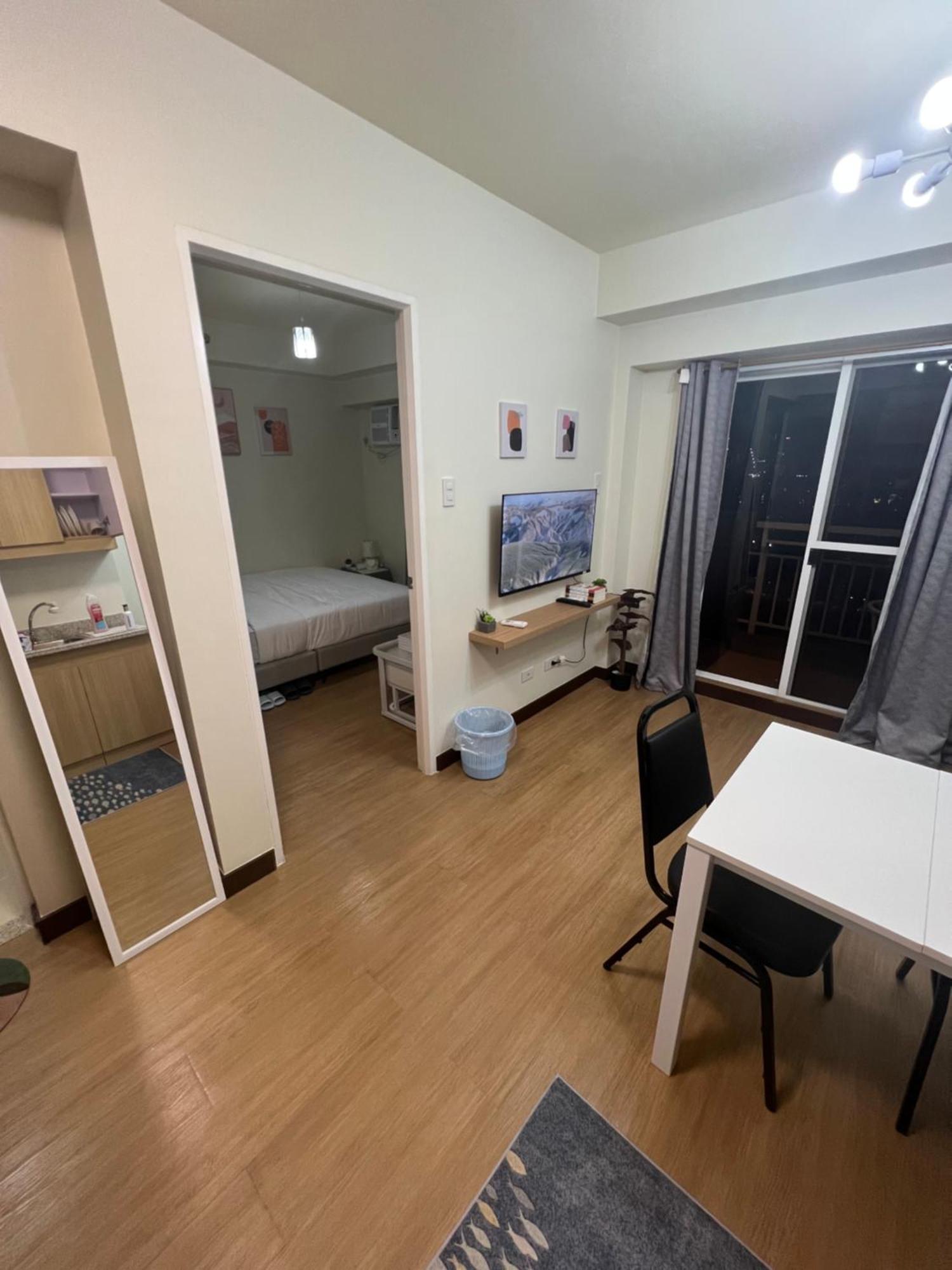 Apartment Near Bgc Makati Ortigas 1br Wi-fi Netflix Balcony *