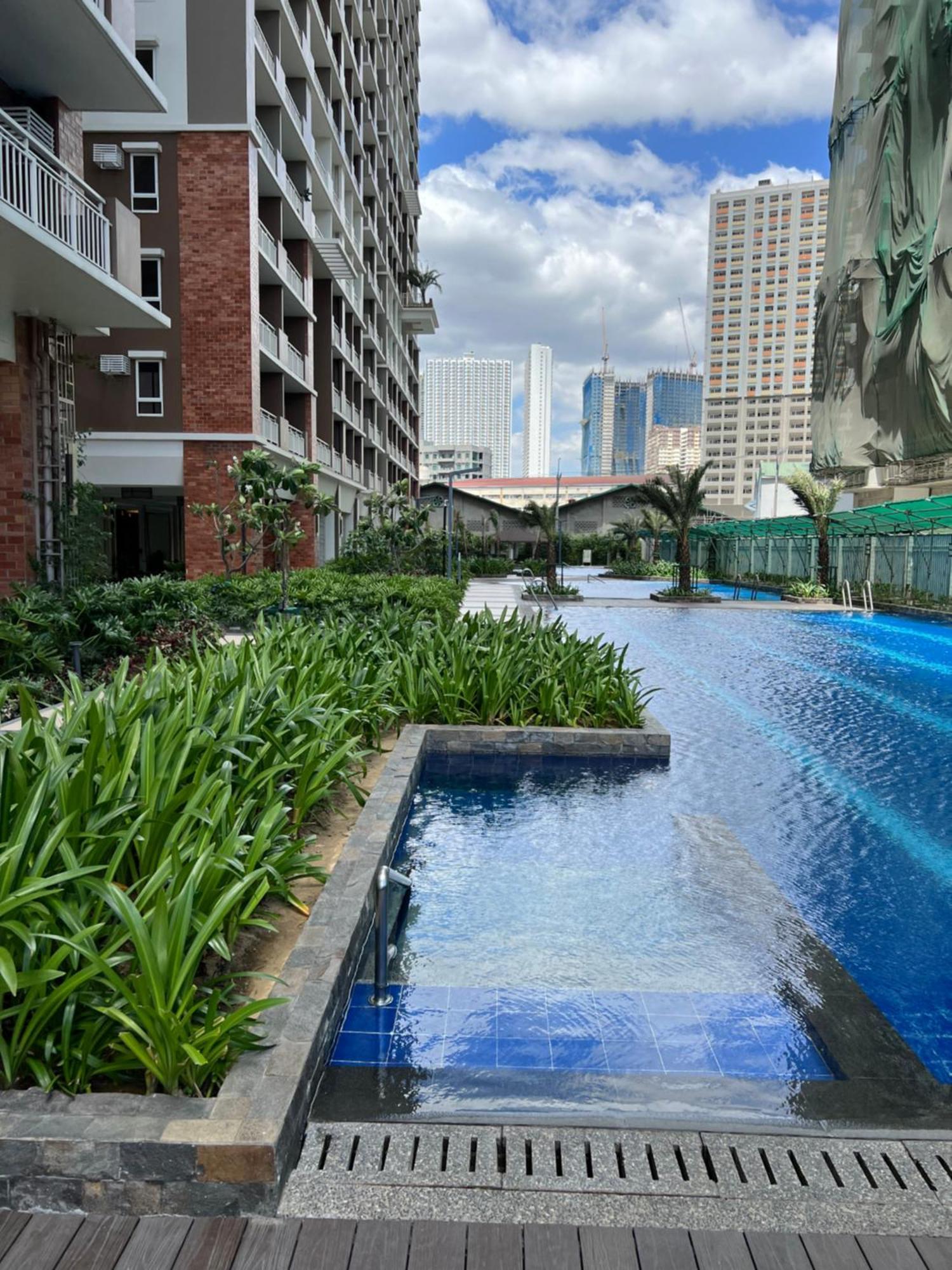 Near Bgc Makati Ortigas 1br Wi-fi Netflix Balcony Apartment