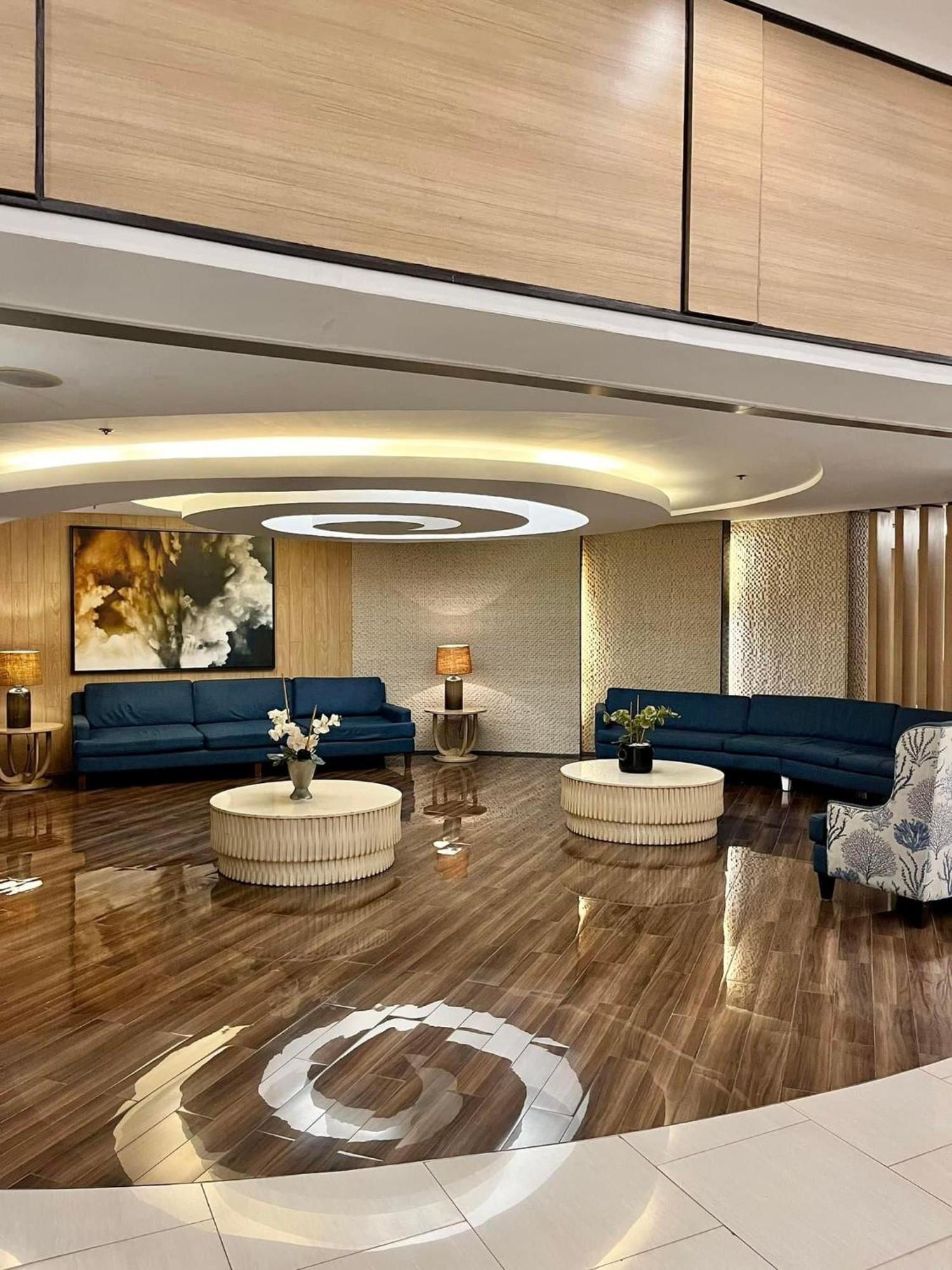 Shell Residences By Amonbrey Nr Airport Apartment Manila
