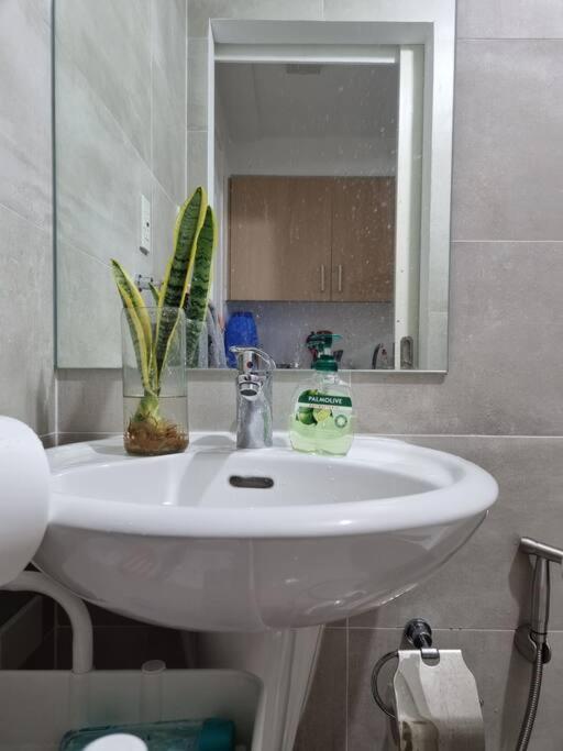 Private W/ Balcony Near Batasan, Ateneo, Up, Diliman, The Residences At Commonwealth