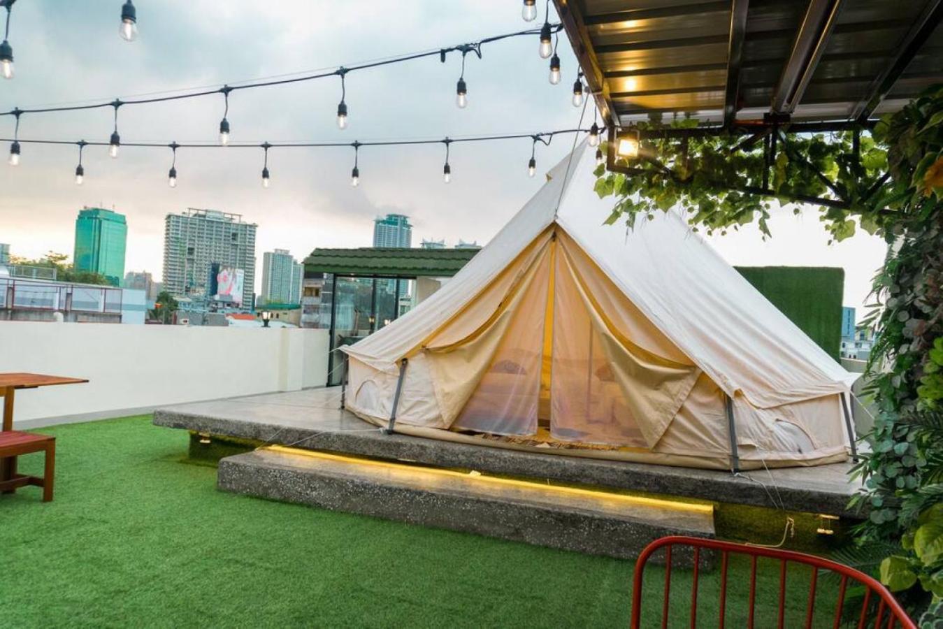 Maria Deck Urban Glamping Marangyang tolda