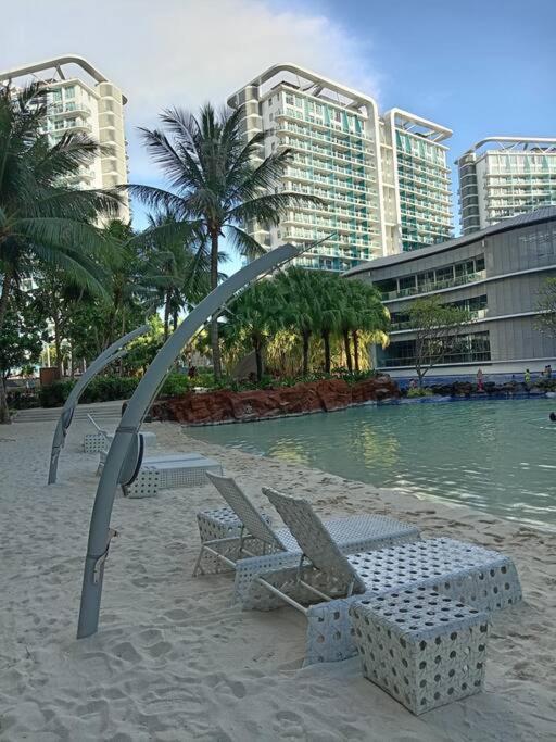 Affordable Staycation In Azure *