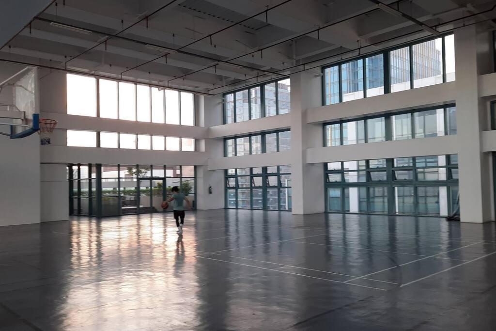 Apartment Bonifacio Global One Uptown Residence-2 Bedroom *