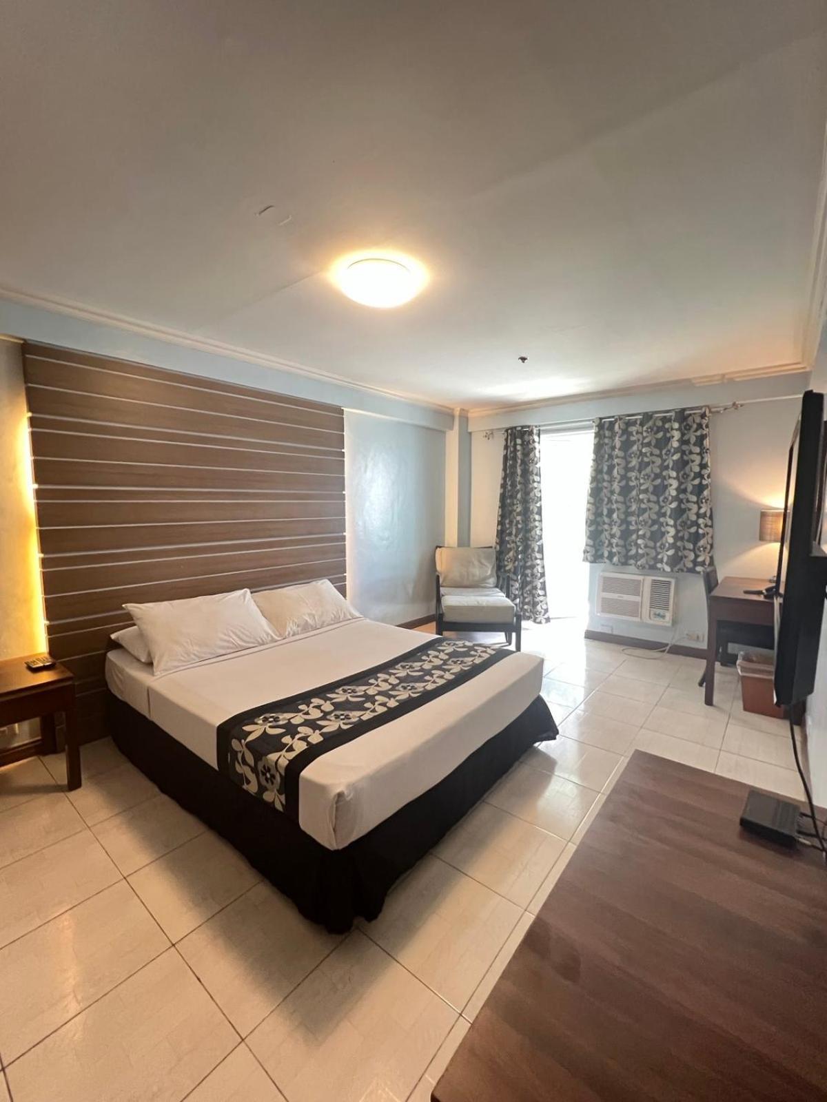 Jupiter Hotel 3*
