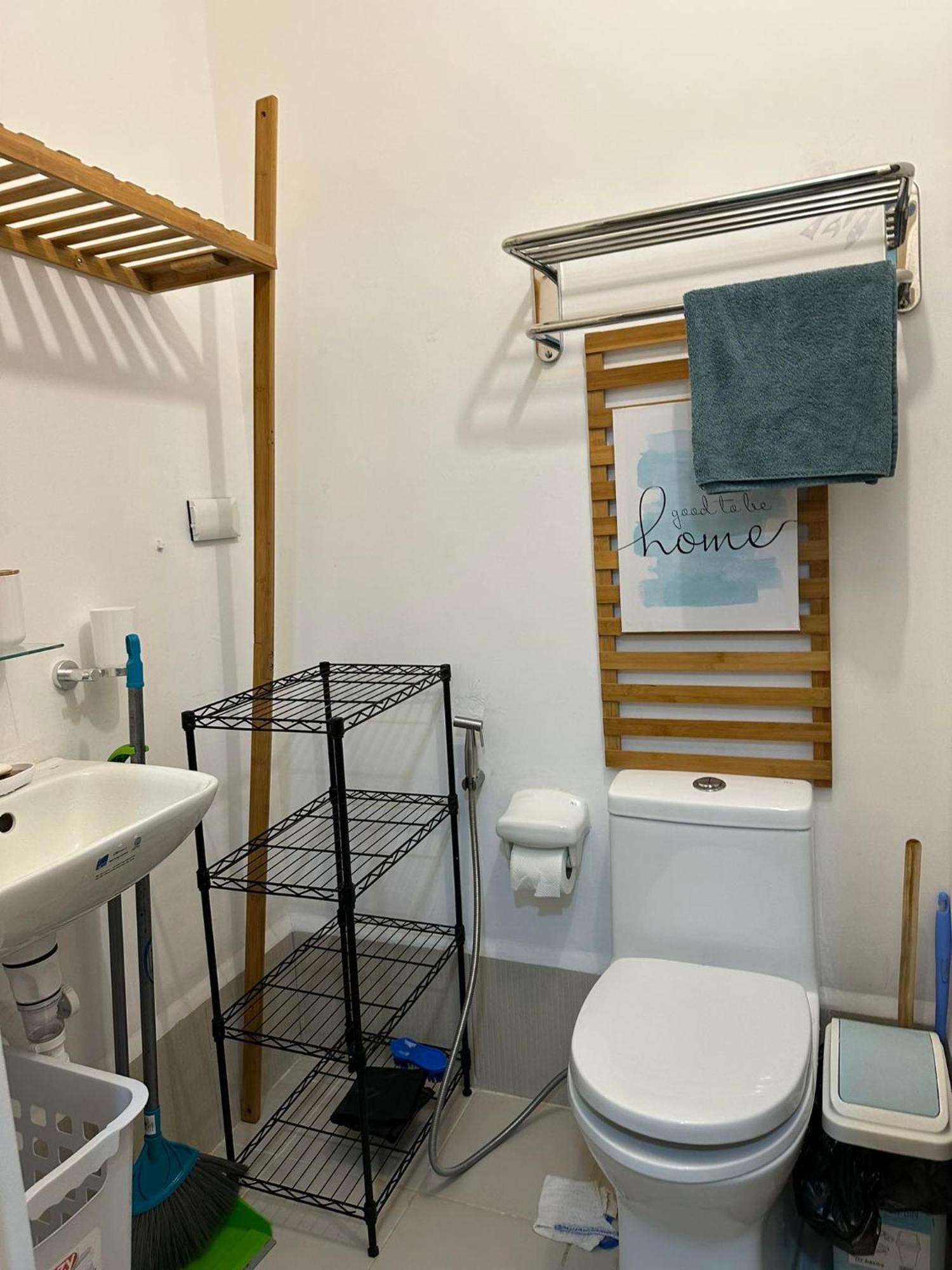 Trig Place At Grace In Taguig Apartment