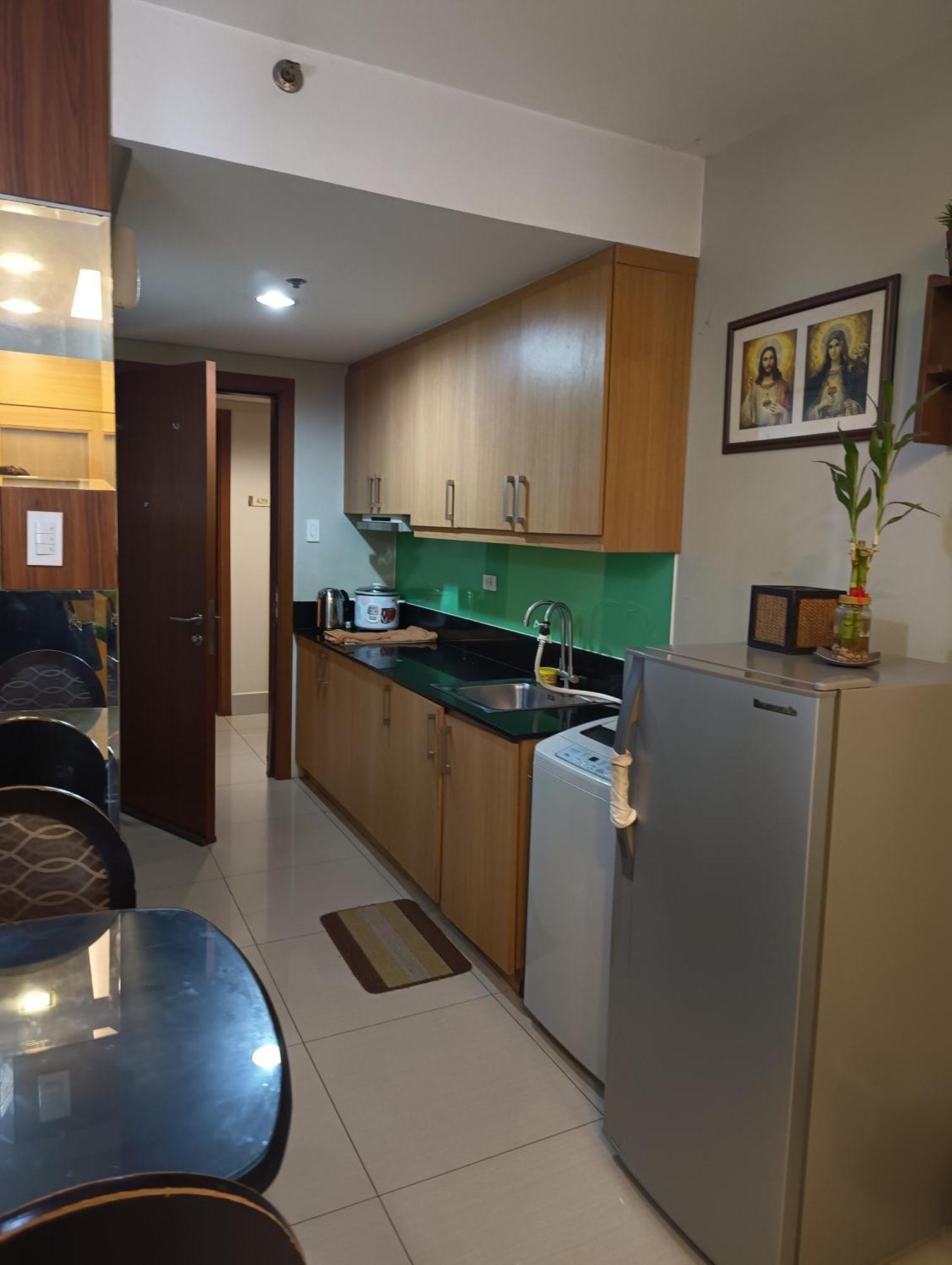 Apartment Sea Residences - Jhayra's Place Manila