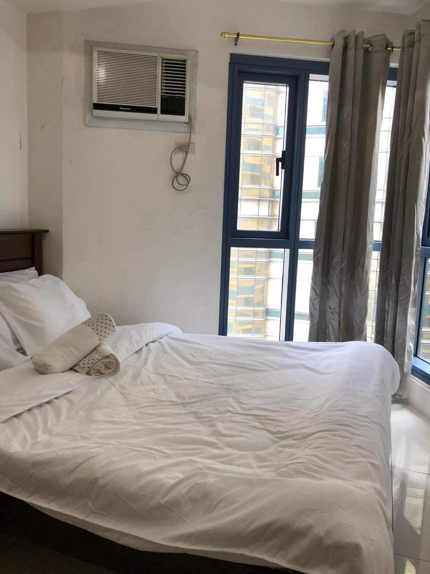 Apartment Grand Riviera Suites2 @ Us Embassy/freepool/wi-fi