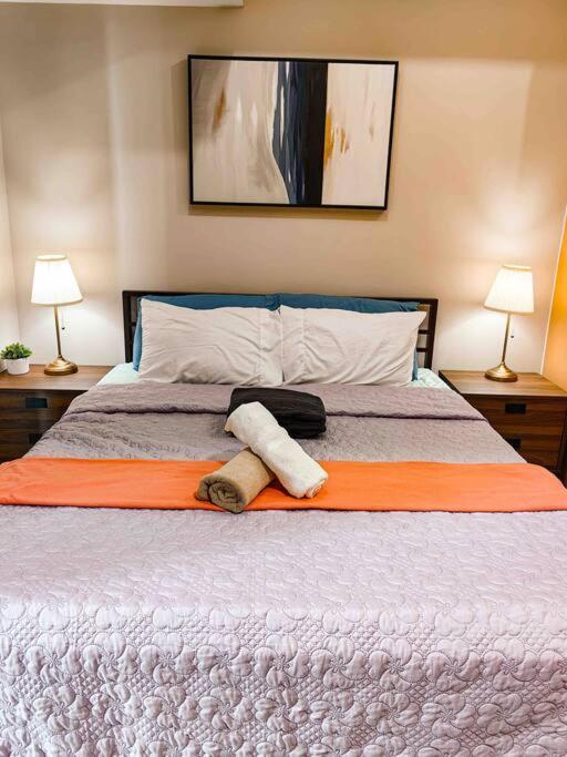 Cozy 1br With Balcony And Netflix In Uptown Bgc *