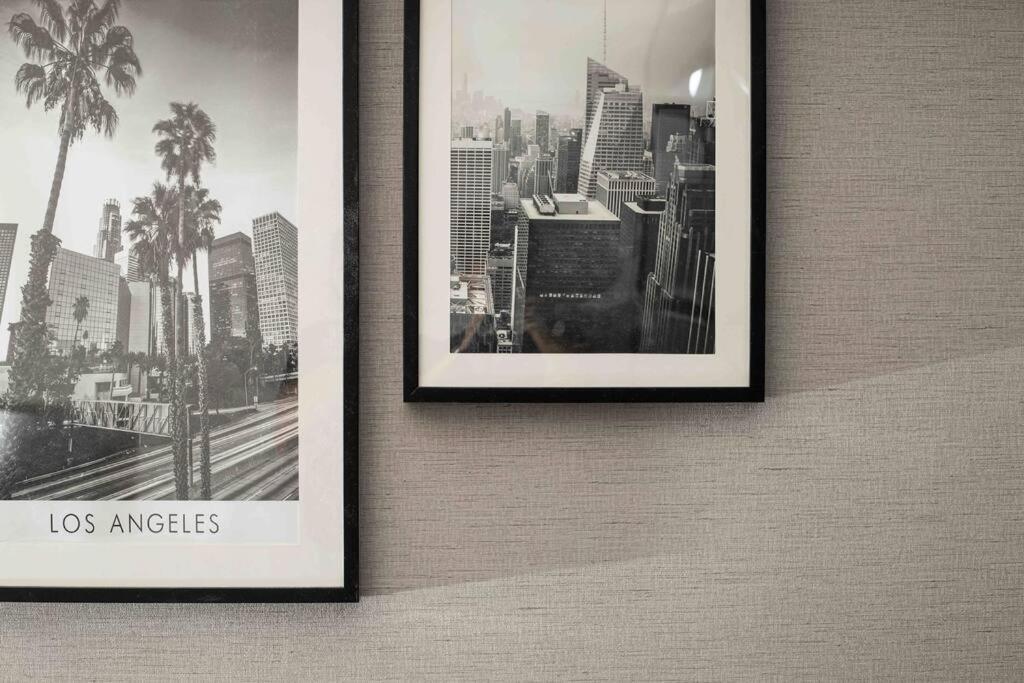 Cozy 1br With Balcony And Netflix In Uptown Bgc Apartment